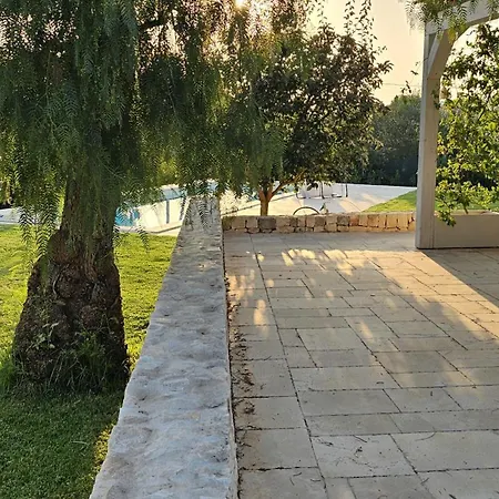 Trullo Milena With Exclusive Pool Vila Locorotondo